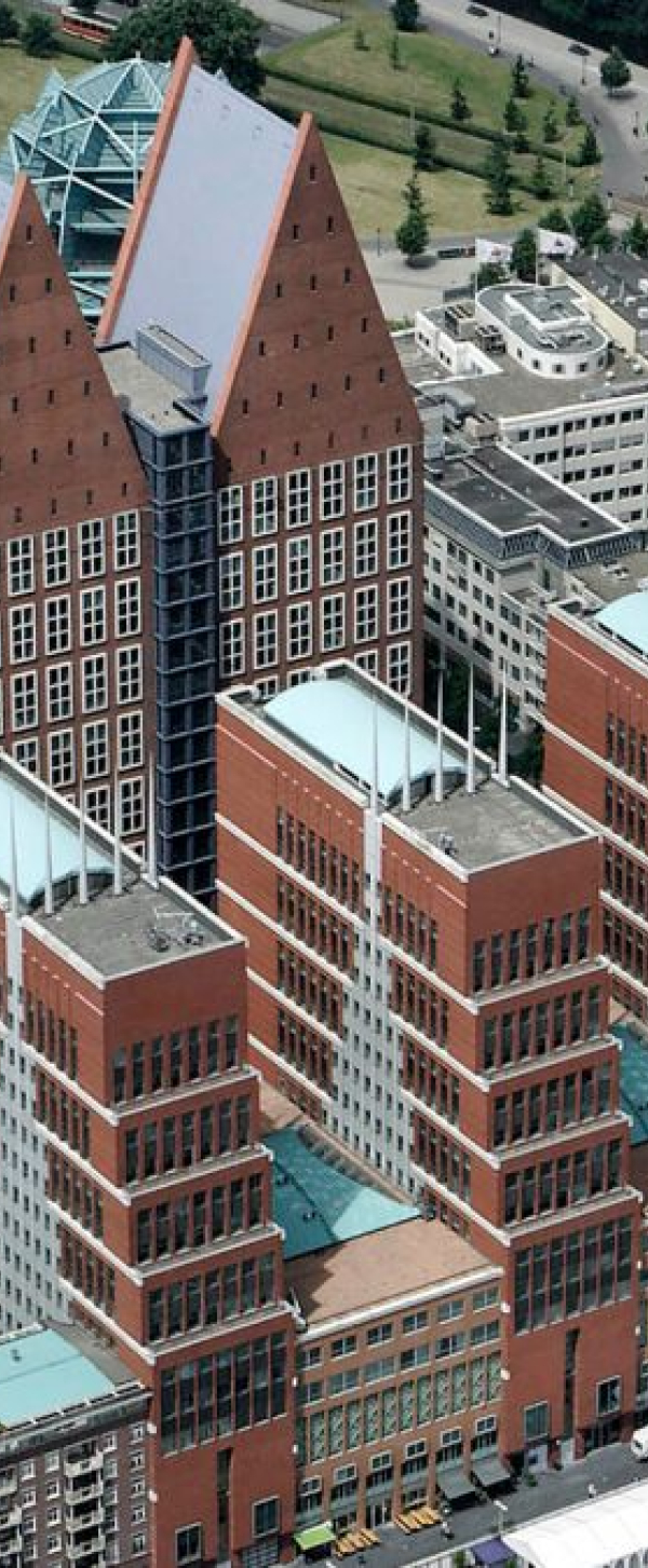 20190627 Oplevering verduurzaming Resident Den Haag.jpg