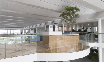 Gemeentehuis Westland Laan van de Glazen Stad 2179.jpg